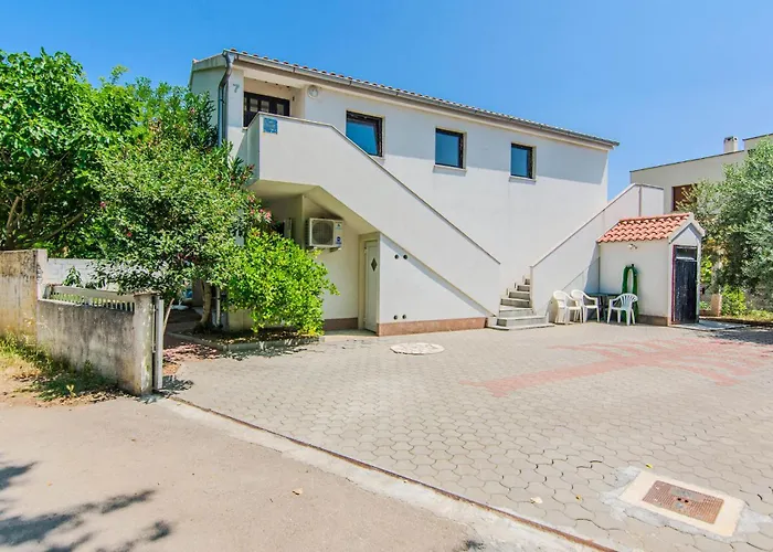 1 Bedroom In Lägenhet Nin