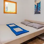 1 Bedroom Beautiful In *