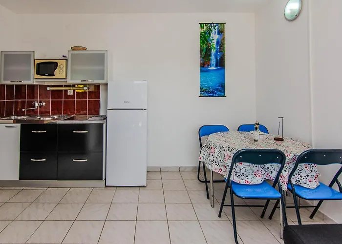 Апартаменты 1 Bedroom In *